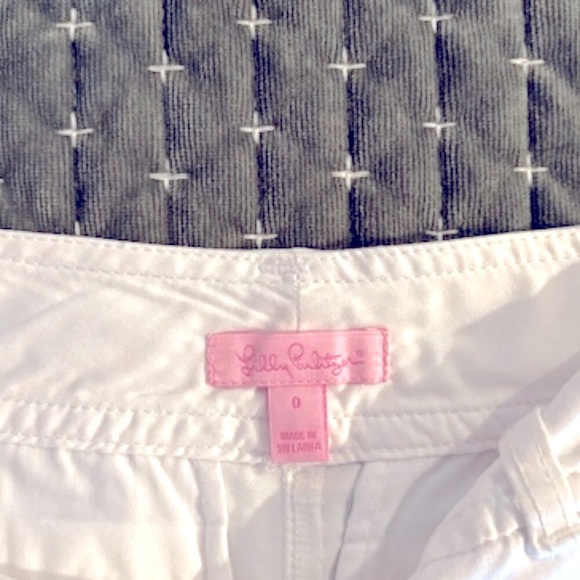 Lilly Pulitzer White Casual Shorts Size 0 - Picture 2 of 5